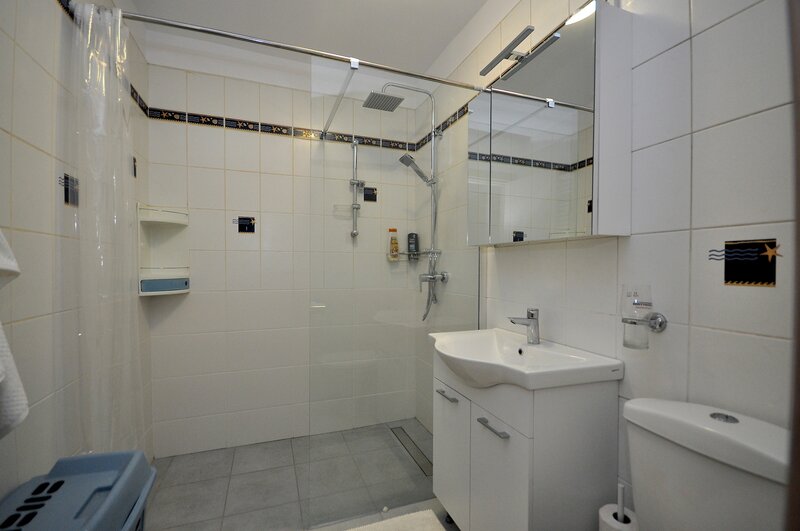 13 Septembrie Panduri apartament 2 camere decomandat, renovat recent